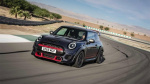 В России в 2022 году начнутся продажи электрической версии Mini Cooper S